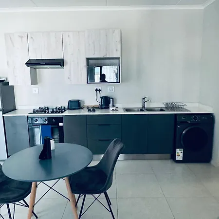 Liams Blue Suite At 93 On New Midrand Exterior foto