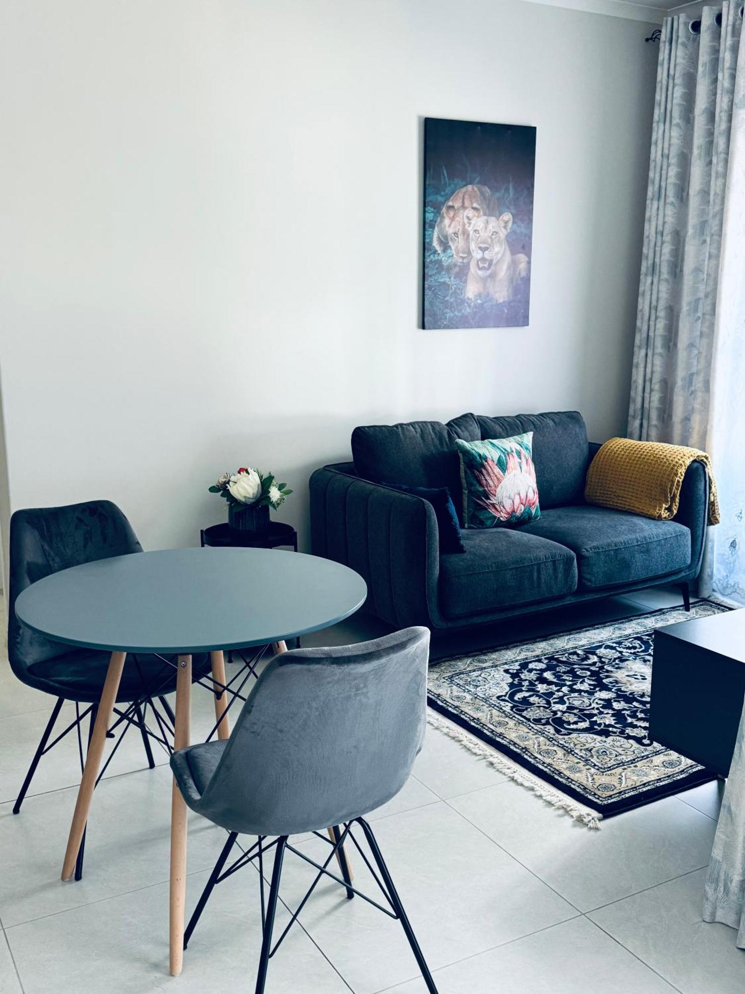 Liams Blue At 93 On New Apartamento *